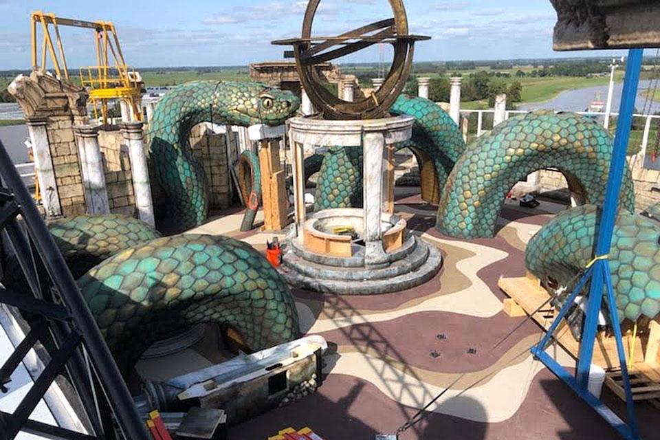 Installation of the laser tag arena took place over several weeks in the Netherlands, with crews of up to 22 people working at a time. (Scenic design by Jesse Poleshuck.)