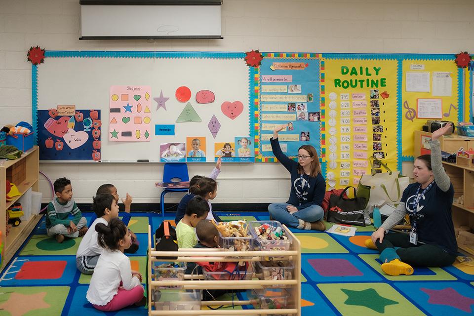Ann-Louise Wolf and ArtistCorps members work with students at Easton Elementary School in Winston-Salem. / Photo: Raunak Kapoor