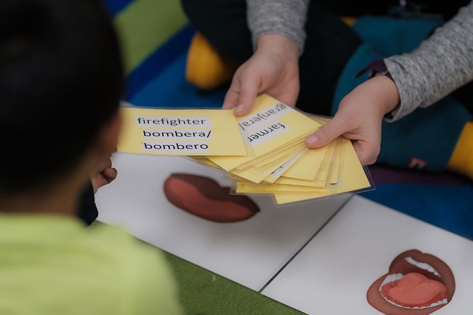 Ann-Louise Wolf and ArtistCorps members work with students at Easton Elementary School in Winston-Salem. / Photo: Raunak Kapoor