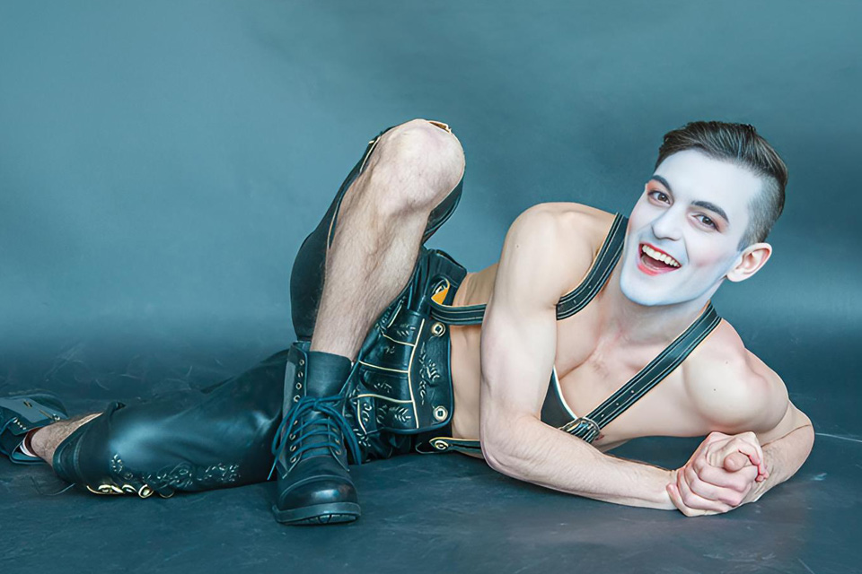 Taylor in the 2015 Signature Theatre production of "Cabaret" where he starred as 'The Emcee.' / Photo: James Gardiner 