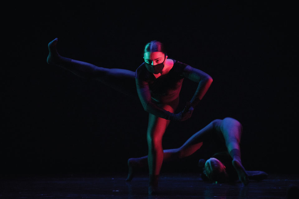 "Machinate," choreographed by Sive Egan-Djurovic / Photo: Allison Lee Isley
