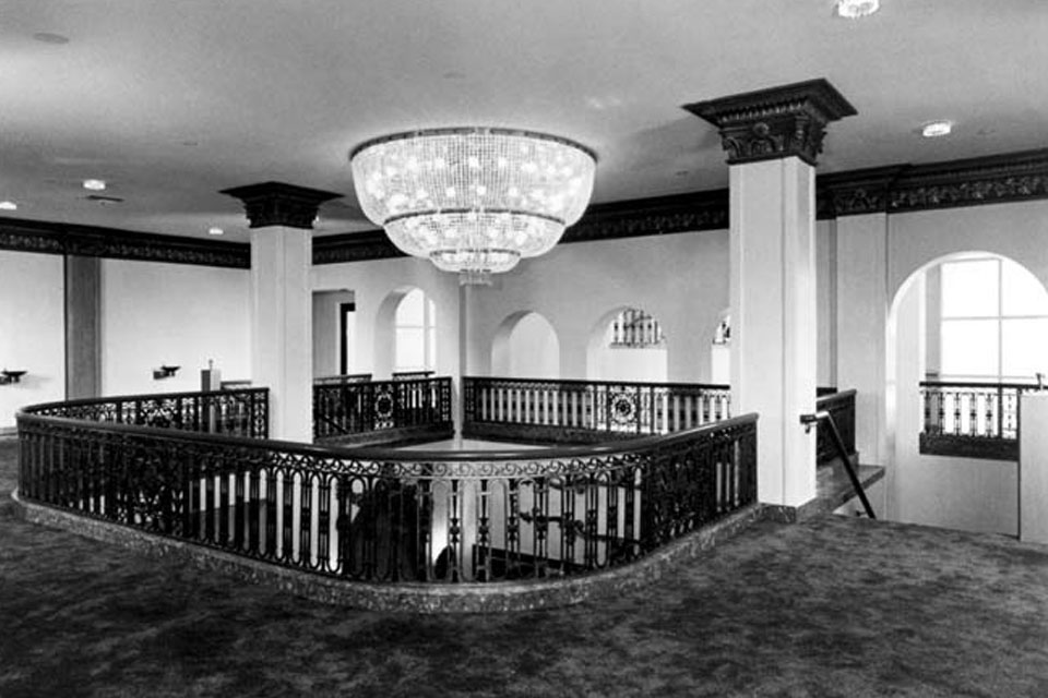 Interior shot of Stevens Center in 1982-83./ Photo credit: UNCSA Archives