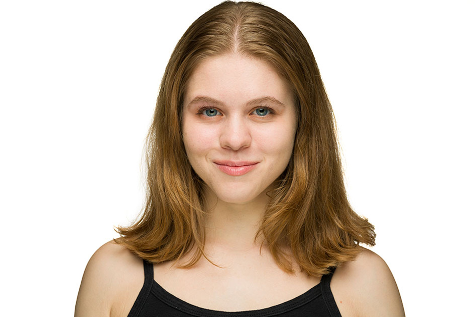 Noa Beckham-Chasnoff headshot