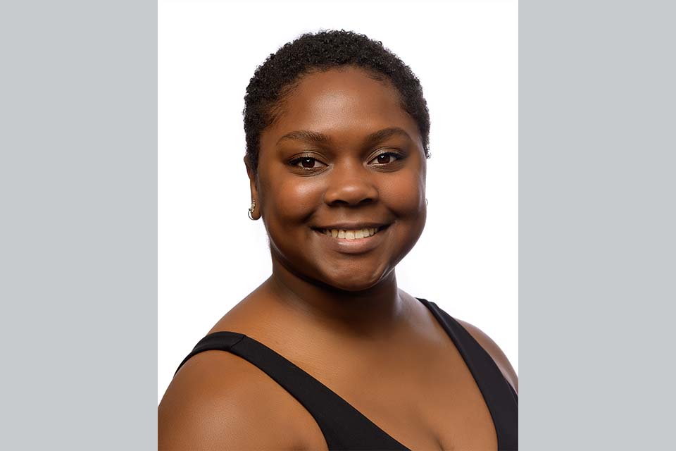 Rachel Cozart headshot