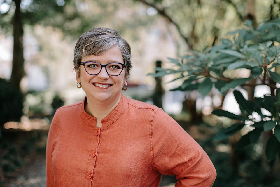 Liza Vest headshot