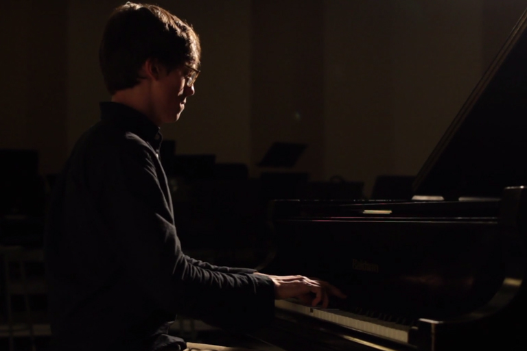 Owen Dodds rehearsing Maurice Ravel's Piano Concerto in G Major