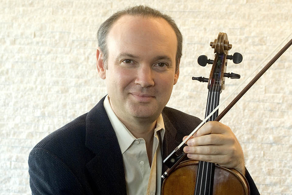 Violist Paul Neubauer of the Chamber Music Society of Lincoln Center